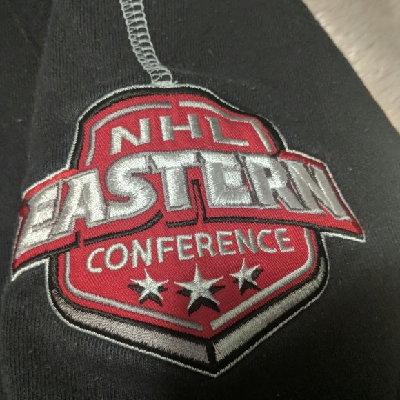 Bruins sweatshirt - Picture 3 of 8